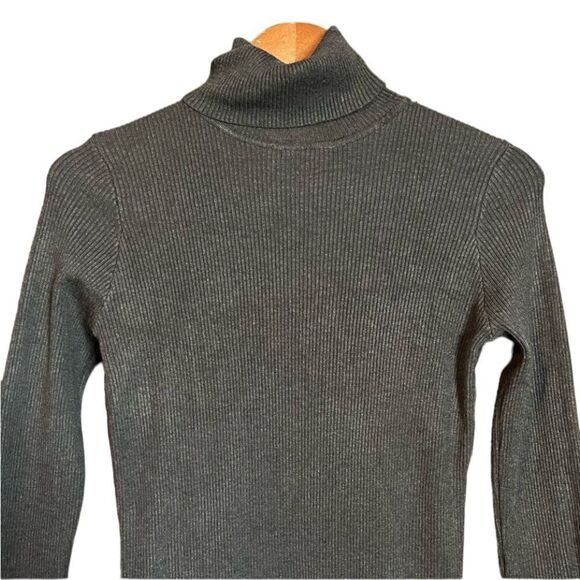 NWT! Rocorose grey ribbed sweater midi dress - Picture 2 of 9